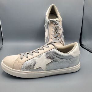 Party Beige Silver Metalic and Beige Suede Sneakers features a Star Size 10